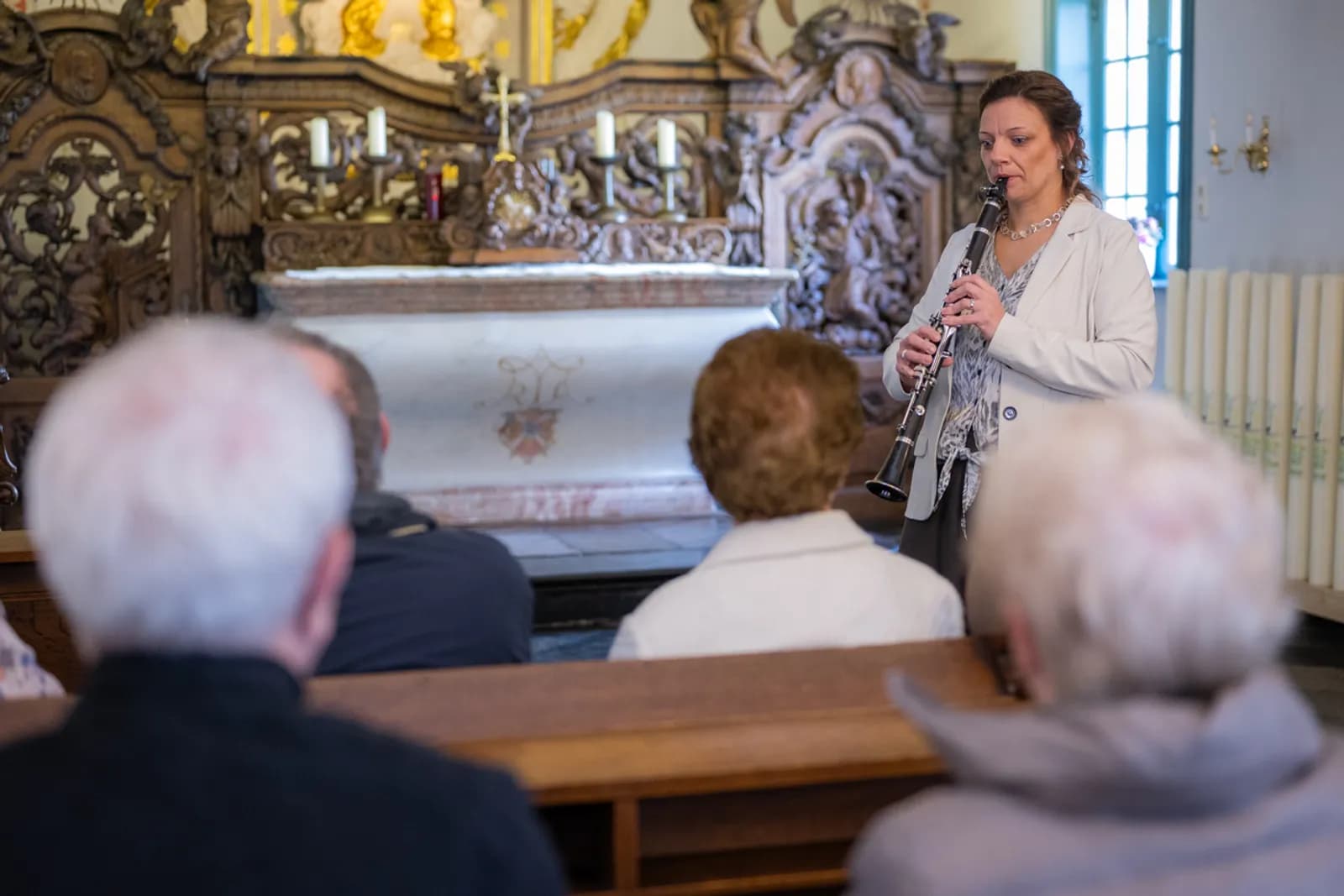 Bianca - Klarinetist bij uitvaarten